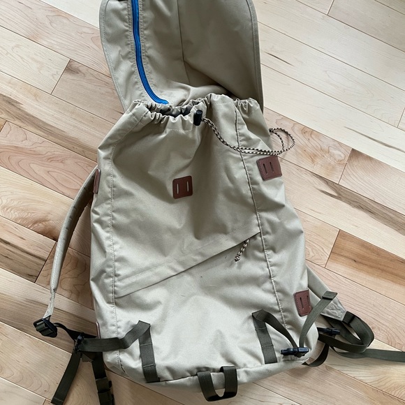 Patagonia backpack. - Picture 2 of 4